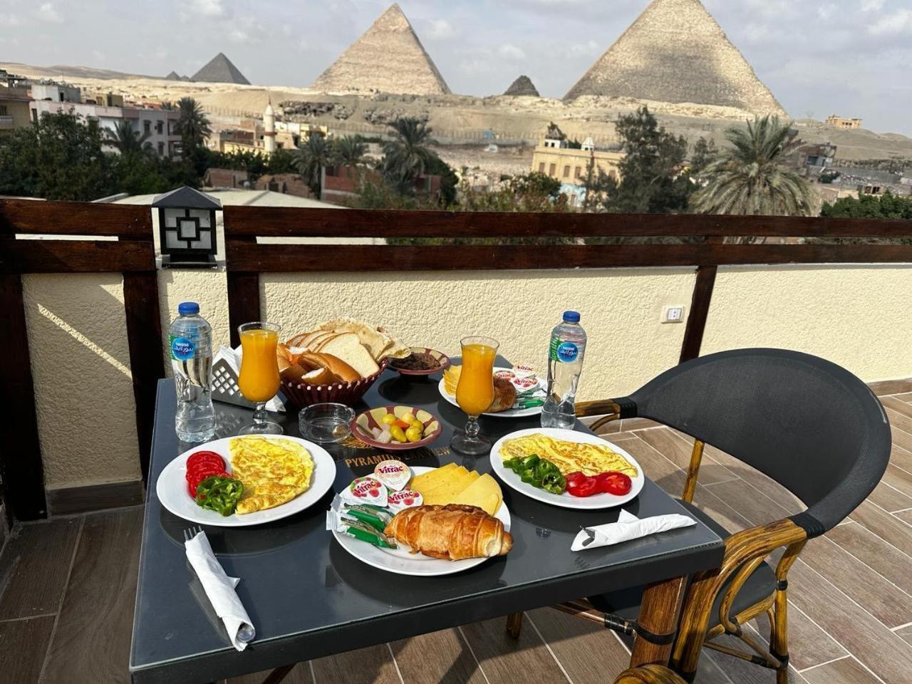 Pyramids Era View Hotell Kafret el-Gabal Eksteriør bilde
