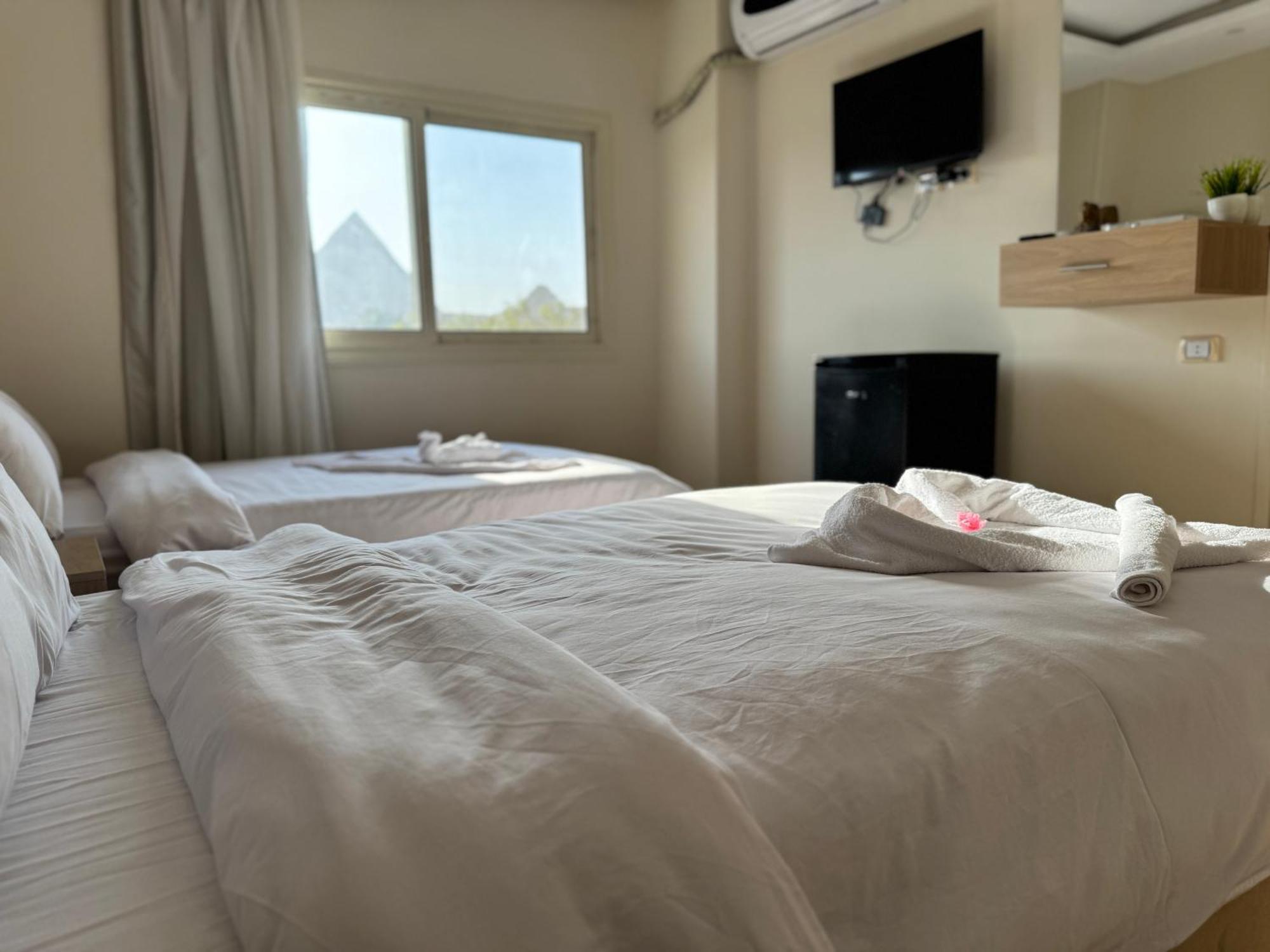 Pyramids Era View Hotell Kafret el-Gabal Eksteriør bilde